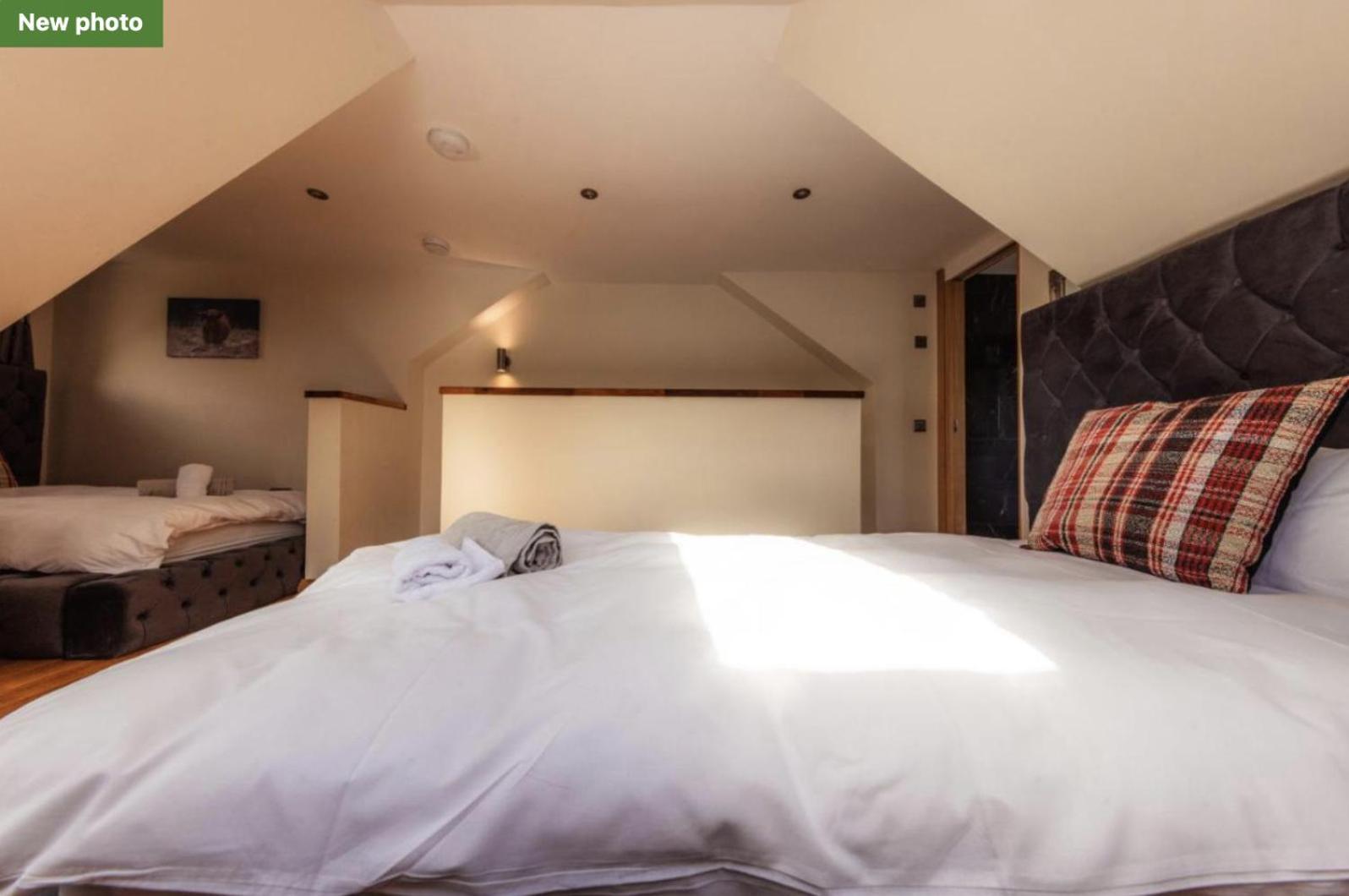 Luxury Cottage With Stunning Views Near Fairy Pools - School House 3 카보스트 외부 사진