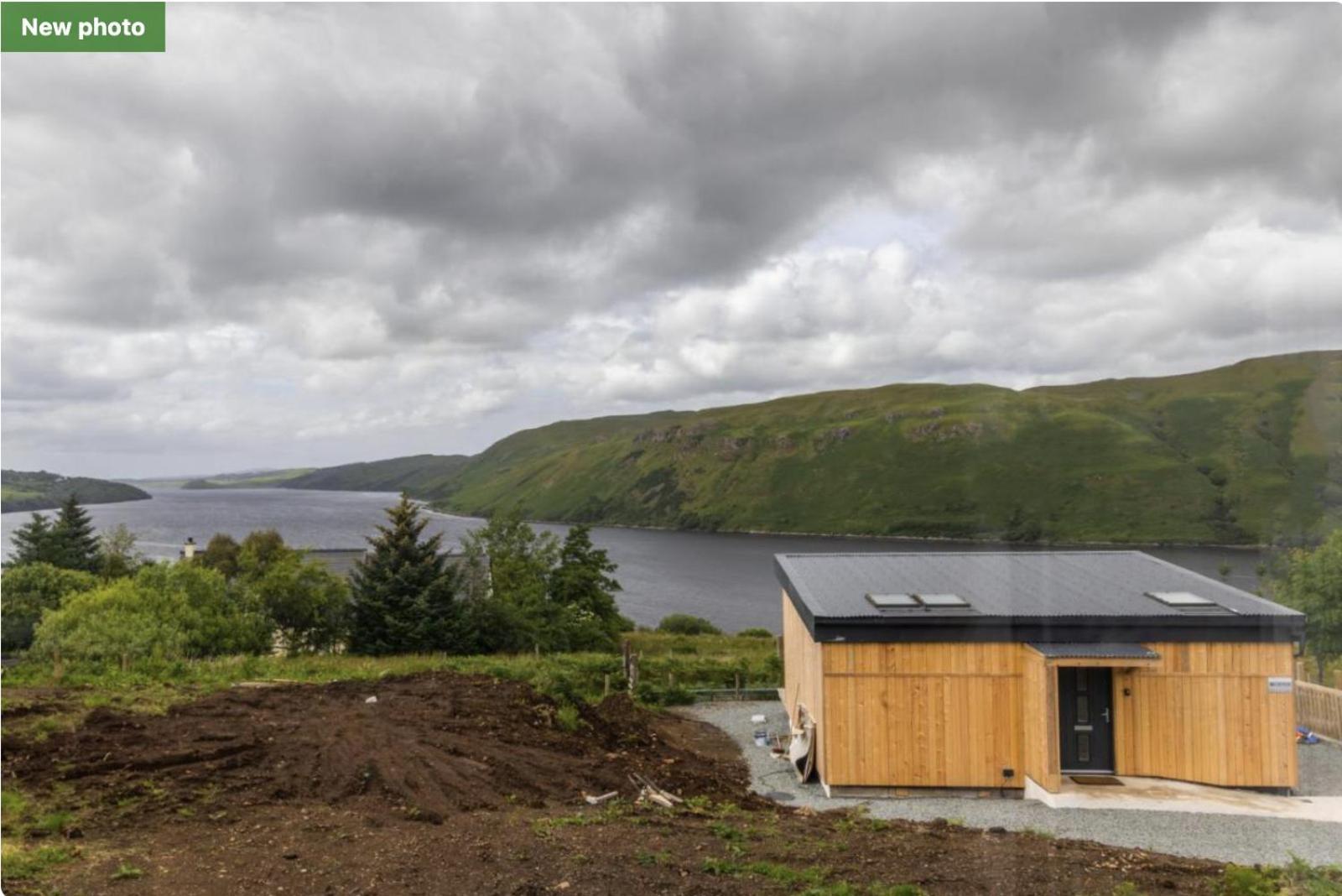 Luxury Cottage With Stunning Views Near Fairy Pools - School House 3 카보스트 외부 사진