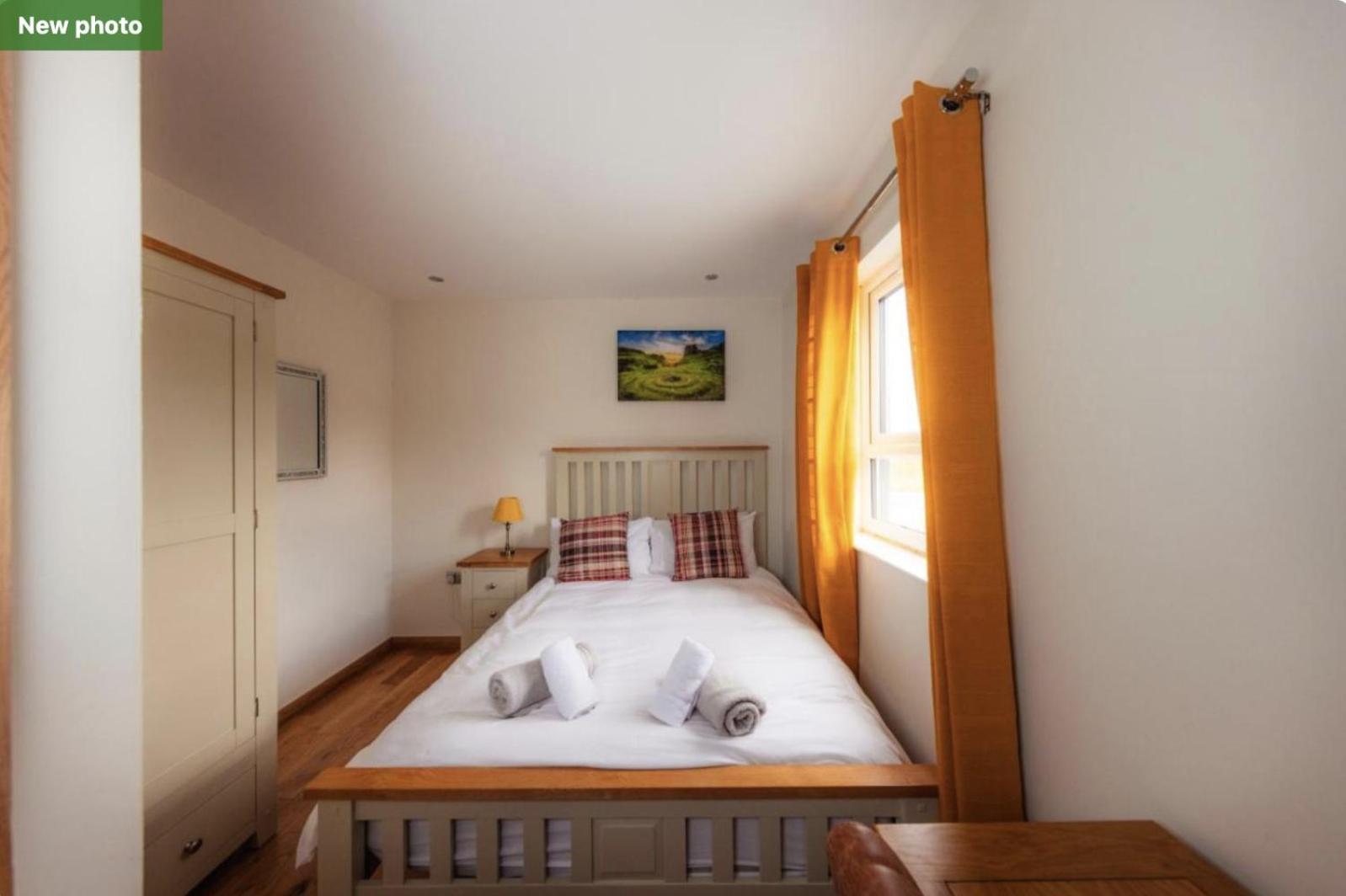 Luxury Cottage With Stunning Views Near Fairy Pools - School House 3 카보스트 외부 사진